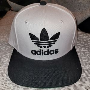 Adidas A frame hat